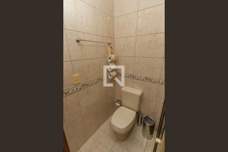 Casa à venda com 278m², 3 quartos e 2 vagasBanheiro Social