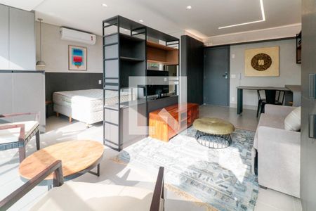 Sala de kitnet/studio para alugar com 1 quarto, 40m² em Pinheiros, São Paulo