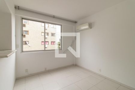 Sala de apartamento à venda com 1 quarto, 43m² em Menino Deus, Porto Alegre