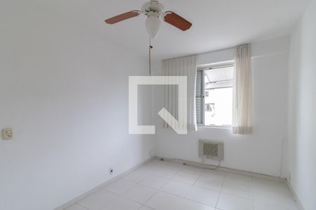 Quarto de apartamento à venda com 1 quarto, 43m² em Menino Deus, Porto Alegre