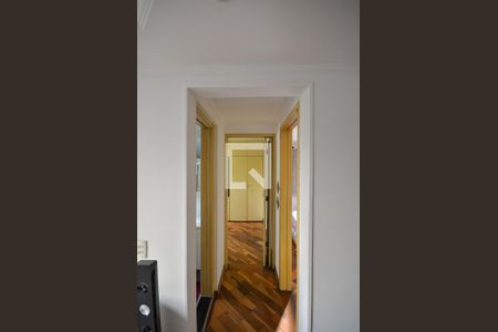 Corredor de apartamento à venda com 2 quartos, 53m² em Jardim Celeste, São Paulo