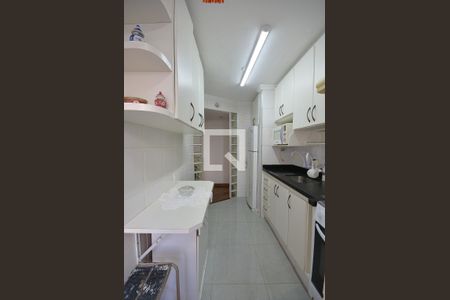 Apartamento à venda com 53m², 2 quartos e 1 vagaCozinha