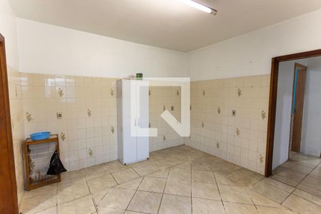 Casa à venda com 390m², 4 quartos e 3 vagas