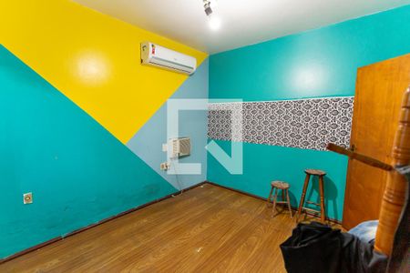 Casa à venda com 390m², 4 quartos e 3 vagas