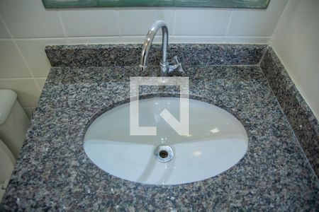 Apartamento para alugar com 60m², 3 quartos e 1 vaga Apartamento para alugar com 60m², 3 quartos e 1 vagaBanheiro da Suíte