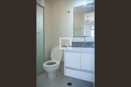 Apartamento para alugar com 60m², 3 quartos e 1 vaga Apartamento para alugar com 60m², 3 quartos e 1 vagaBanheiro da Suíte