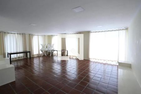 Apartamento à venda com 70m², 2 quartos e 1 vagaÁrea comum - Salão de festas