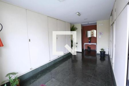 Apartamento à venda com 70m², 2 quartos e 1 vagaHall de Entrada