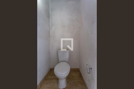 Casa à venda com 60m², 2 quartos e sem vaga Casa à venda com 60m², 2 quartos e sem vagaBanheiro da Suíte