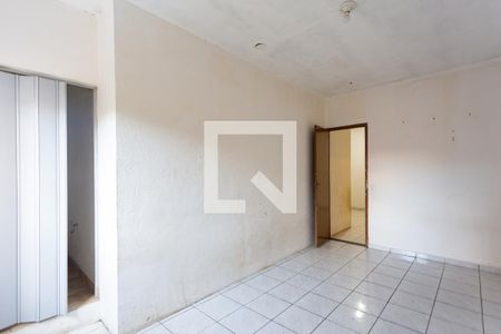 Suíte de casa à venda com 2 quartos, 60m² em Santa Maria, Osasco