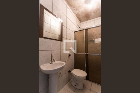 Casa à venda com 60m², 2 quartos e sem vaga Casa à venda com 60m², 2 quartos e sem vagaBanheiro