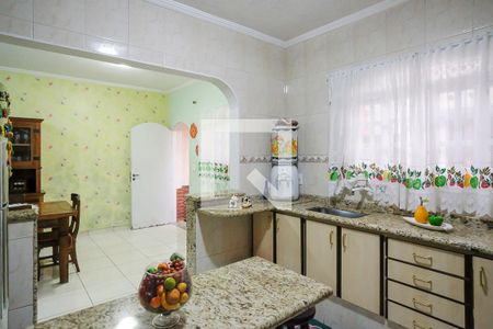 Casa à venda com 230m², 3 quartos e 2 vagasCozinha