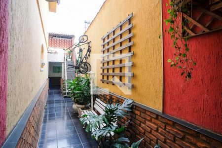 Casa à venda com 230m², 3 quartos e 2 vagasQuintal