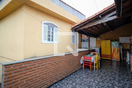 Casa à venda com 230m², 3 quartos e 2 vagasVaranda e área de serviço