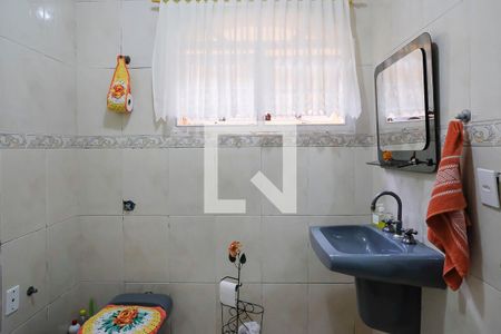 Casa à venda com 230m², 3 quartos e 2 vagasLavabo