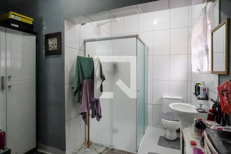 Casa à venda com 230m², 3 quartos e 2 vagasBanheiro da suíte 