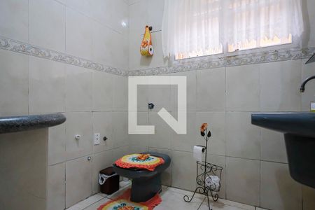 Casa à venda com 230m², 3 quartos e 2 vagasLavabo