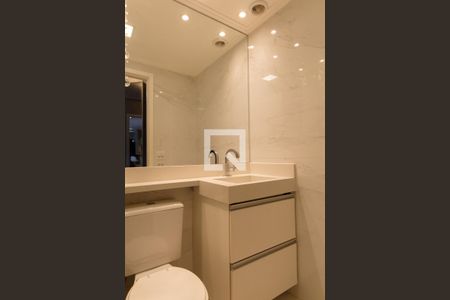 Apartamento à venda com 54m², 2 quartos e 1 vagaBanheiro do quarto 2