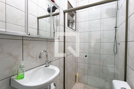 Casa à venda com 260m², 2 quartos e 2 vagasBanheiro da Suíte