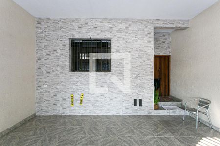 Casa à venda com 260m², 2 quartos e 2 vagasGaragem