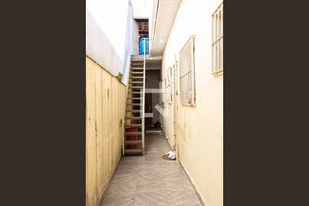 Casa à venda com 260m², 2 quartos e 2 vagasCorredor