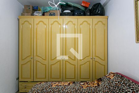 Casa à venda com 260m², 2 quartos e 2 vagasSuíte