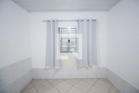 'Quarto 1 de casa à venda com 2 quartos, 50m² em Vila Iório, São Paulo