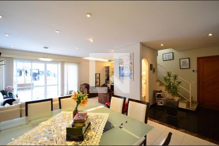 Sala de casa à venda com 3 quartos, 238m² em Planalto Paulista, São Paulo