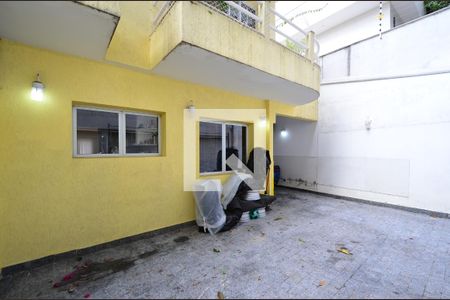 Casa à venda com 238m², 3 quartos e 4 vagasGaragem