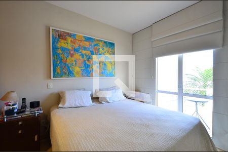 Casa à venda com 238m², 3 quartos e 4 vagasSuíte