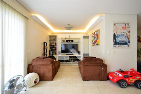 Sala de casa à venda com 3 quartos, 238m² em Planalto Paulista, São Paulo