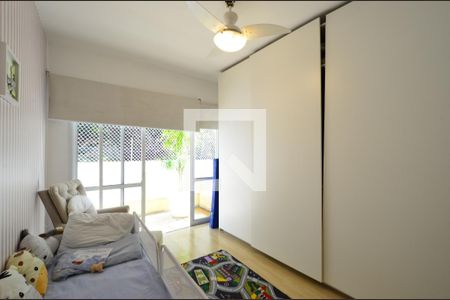 Casa à venda com 238m², 3 quartos e 4 vagasQuarto 1