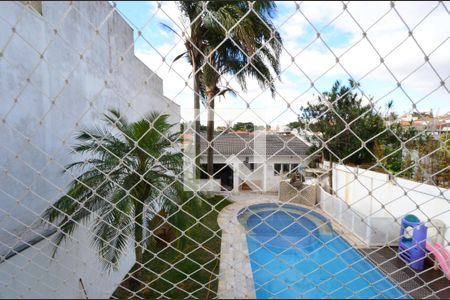 Casa à venda com 238m², 3 quartos e 4 vagasVaranda da Suíte