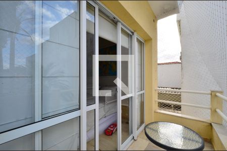 Casa à venda com 238m², 3 quartos e 4 vagasVaranda da Suíte