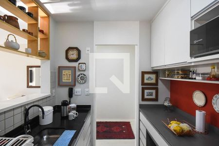 Apartamento à venda com 75m², 3 quartos e 2 vagasCozinha
