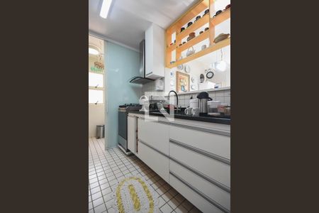 Apartamento à venda com 75m², 3 quartos e 2 vagasCozinha