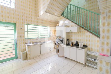 Casa à venda com 383m², 7 quartos e 4 vagasCozinha