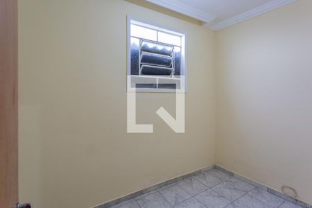 Quarto 1 de casa para alugar com 2 quartos, 70m² em Cachoeirinha, Belo Horizonte