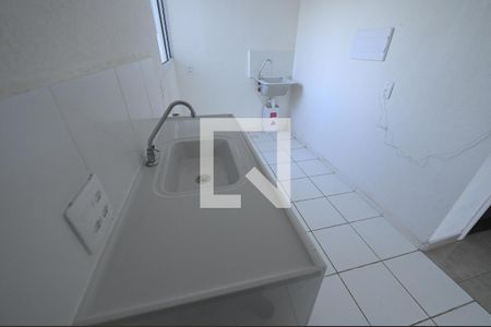 Pia da cozinha  de apartamento à venda com 2 quartos, 42m² em Goiá, Goiânia