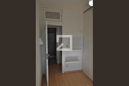 Apartamento à venda com 78m², 2 quartos e 1 vagaQuarto 1 - Armários