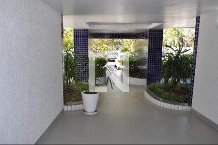 Apartamento à venda com 78m², 2 quartos e 1 vagaHall social