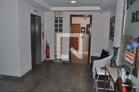 Apartamento à venda com 78m², 2 quartos e 1 vagaHall social