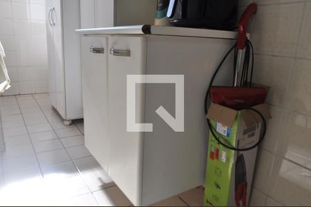 Apartamento à venda com 78m², 2 quartos e 1 vagaCozinha - Armários