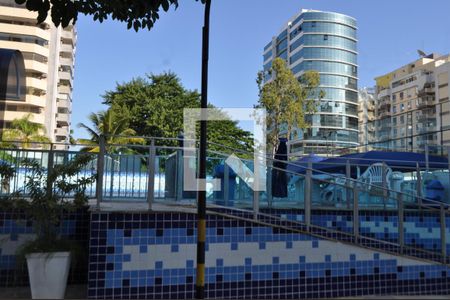 Apartamento à venda com 78m², 2 quartos e 1 vagaÁrea comum - Piscina