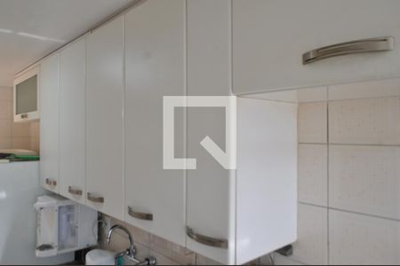 Apartamento à venda com 78m², 2 quartos e 1 vagaCozinha - Armários