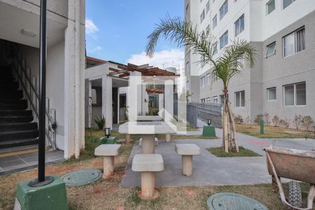 Apartamento para alugar com 42m², 2 quartos e sem vagaÁrea comum