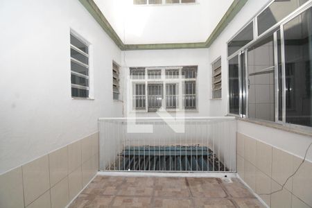 Vista da Sala de apartamento para alugar com 2 quartos, 62m² em Vila Valqueire, Rio de Janeiro