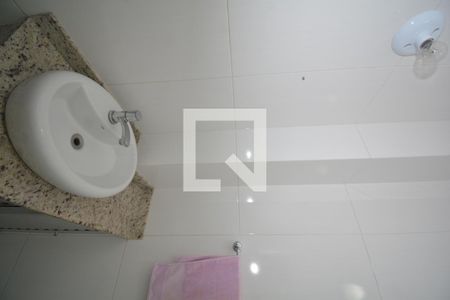 Apartamento para alugar com 62m², 2 quartos e sem vagaBanheiro