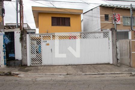 Casa à venda com 250m², 3 quartos e 2 vagasFachada