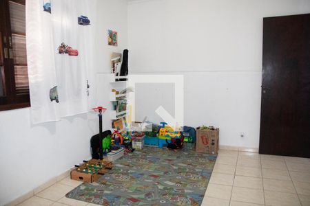 Casa à venda com 250m², 3 quartos e 2 vagasQuarto 2